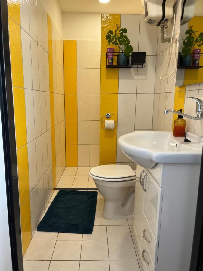 Ferienwohnung Monstera I Kolín Exterior foto