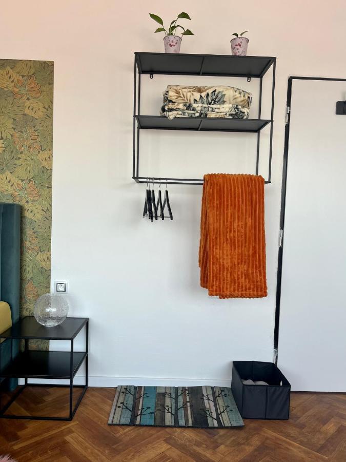 Ferienwohnung Monstera I Kolín Exterior foto